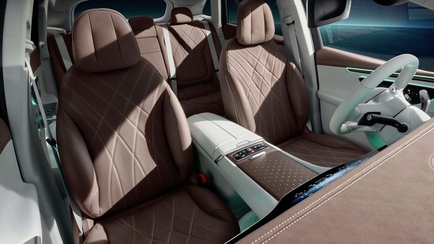 eqe suv interior