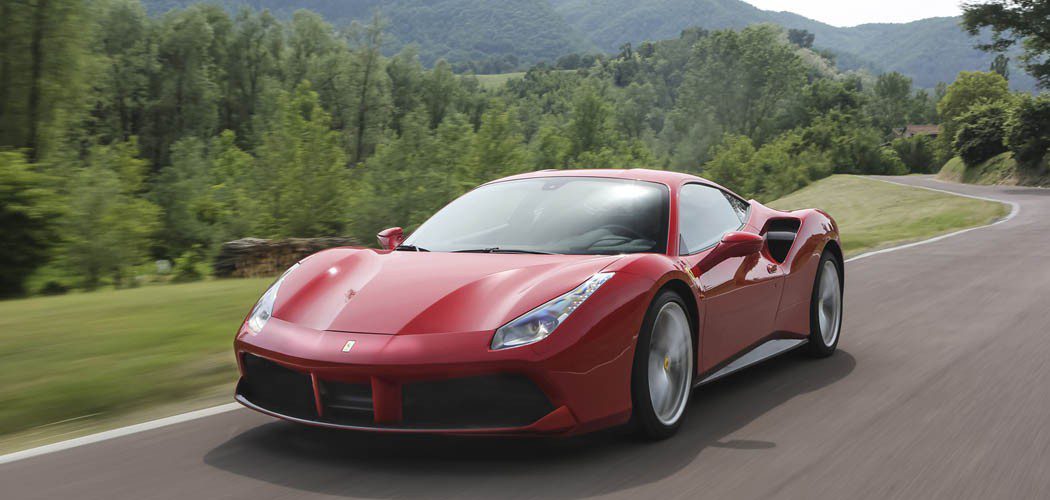 ferrari-488gtb-roadturns-070215-02