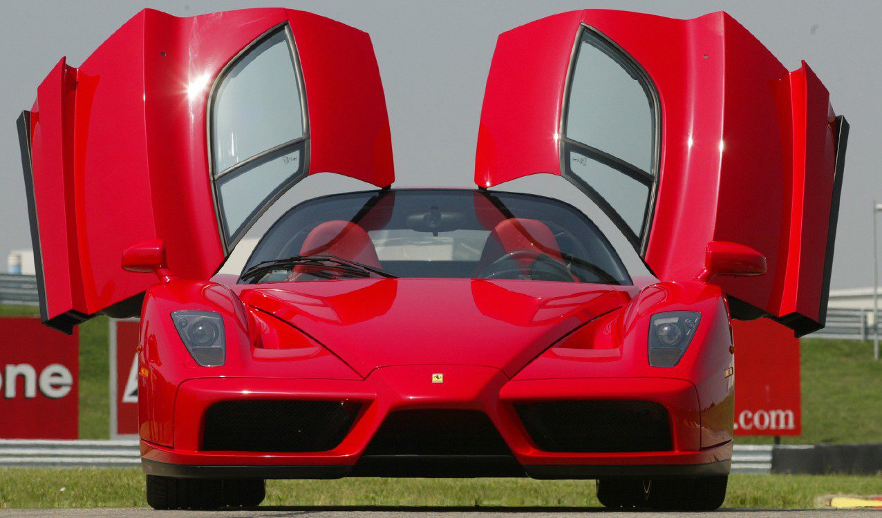 ferrari-enzo-01262016 main