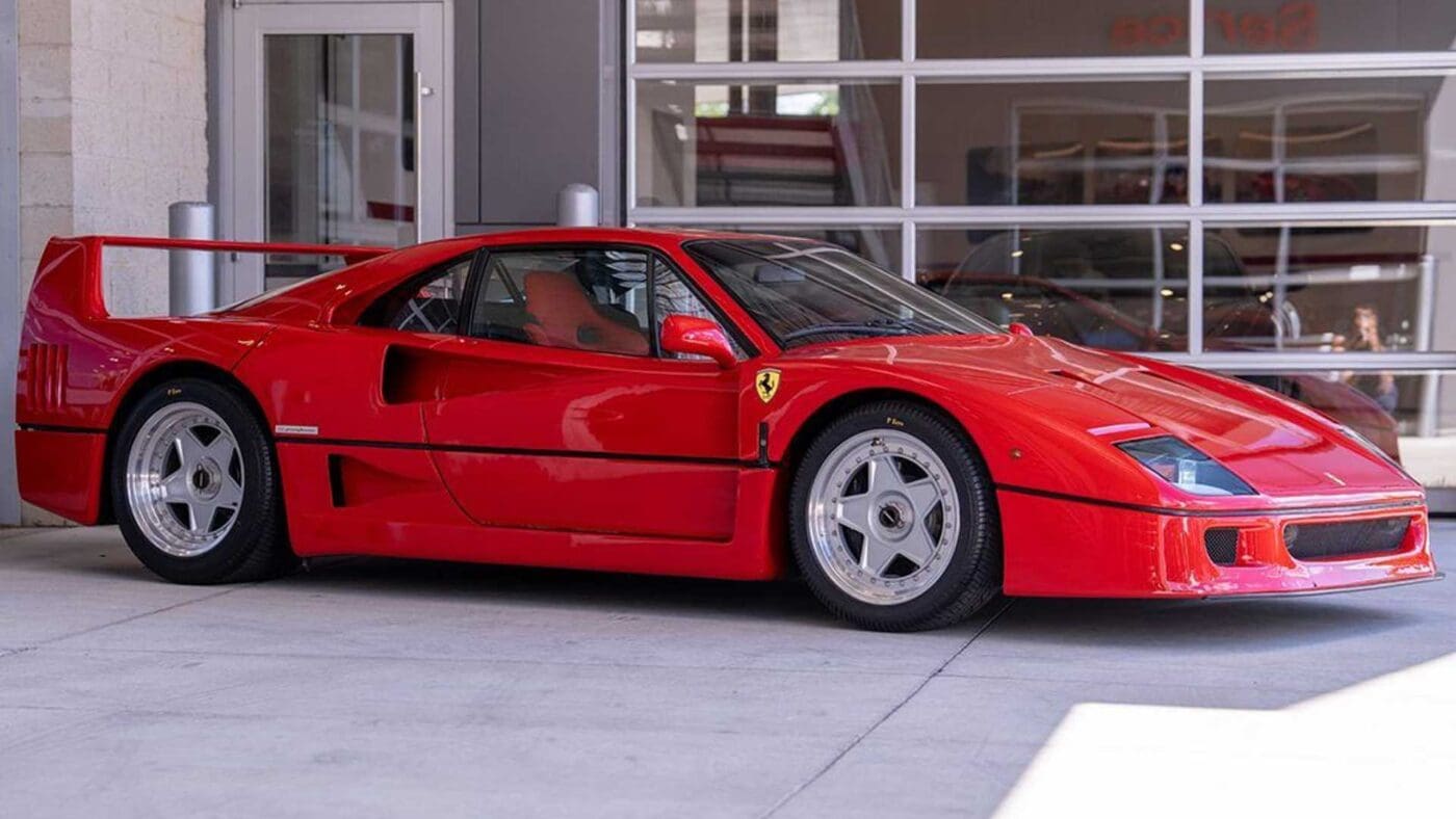 Ferrari F40 Finished In Rosso Corsa Over Stoffa Vigogna For Sale ...