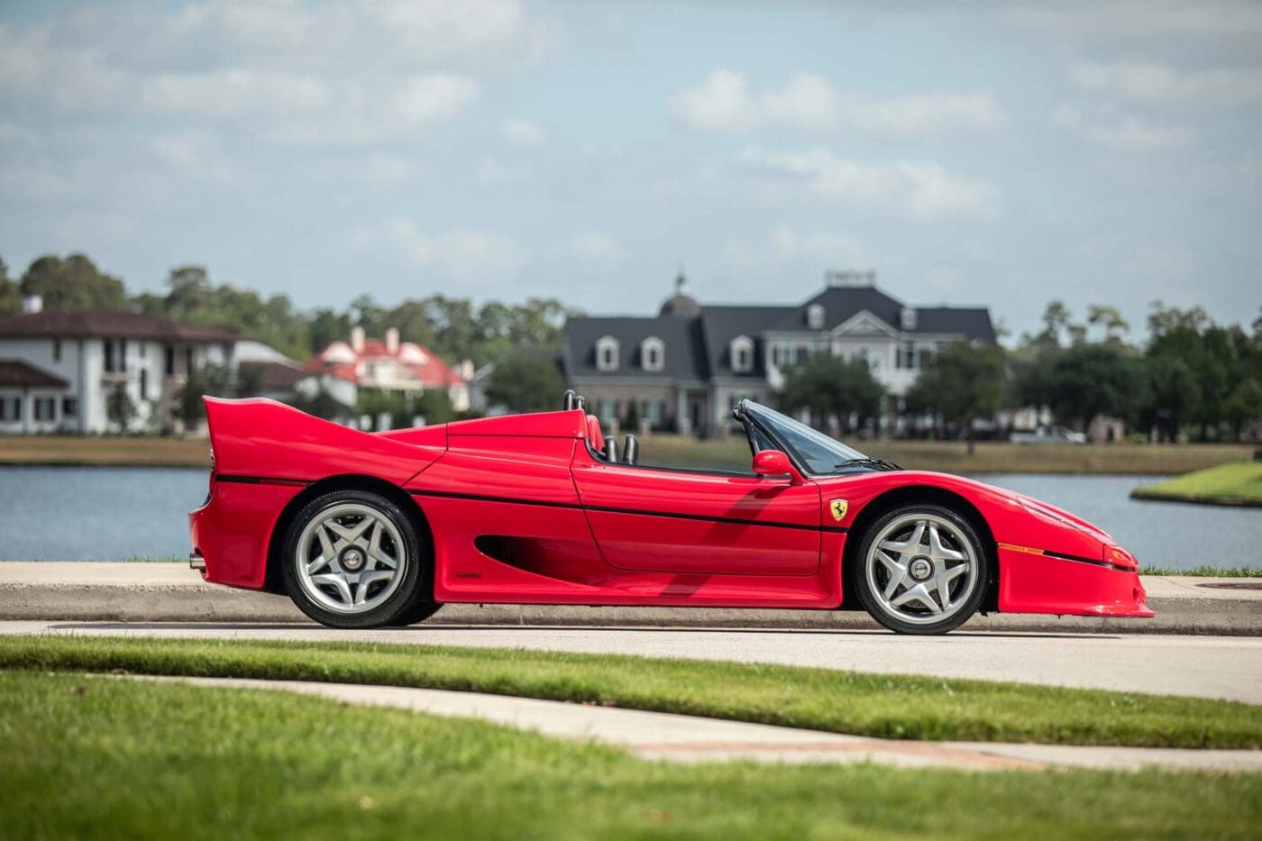 Unicorn In The Crowd: 1-of-4 Ferrari F50 Shows Up At 30th