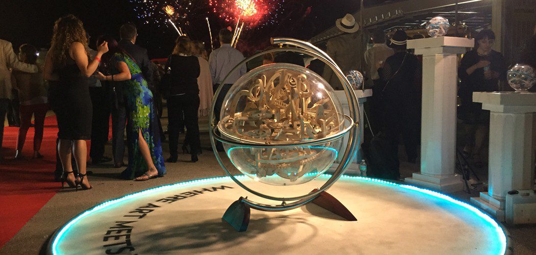 Giant Superplexus 3D Puzzle Wows at duPont REGISTRY Live