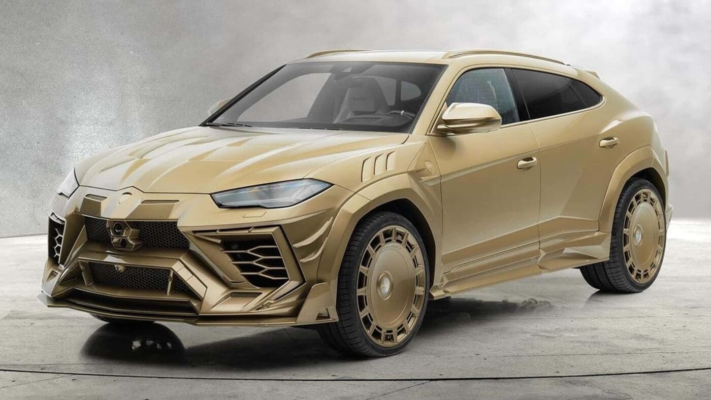 gold mansory urus.jpg