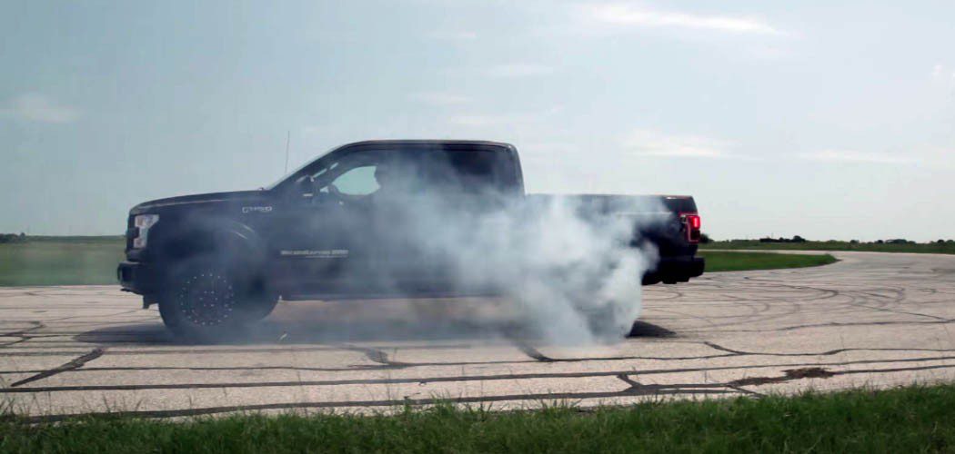 hennessey-velociraptor-090415-feature-1