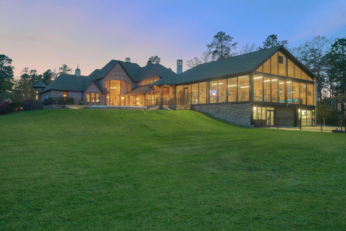 houston-estate (1)