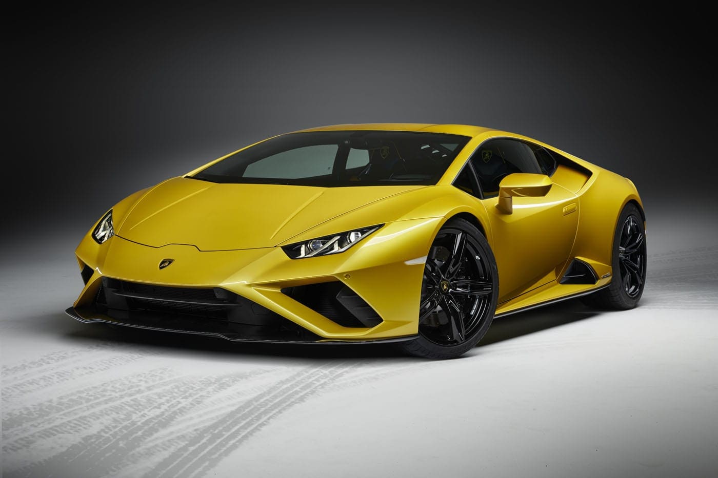 Lamborghini Huracan EVO RWD Traction Control in Action – duPont