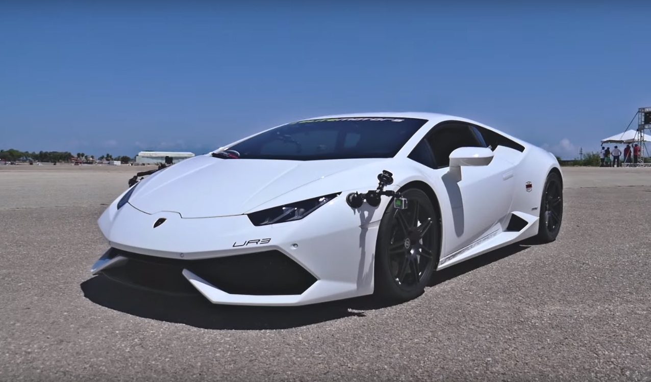 huracan-white-41516
