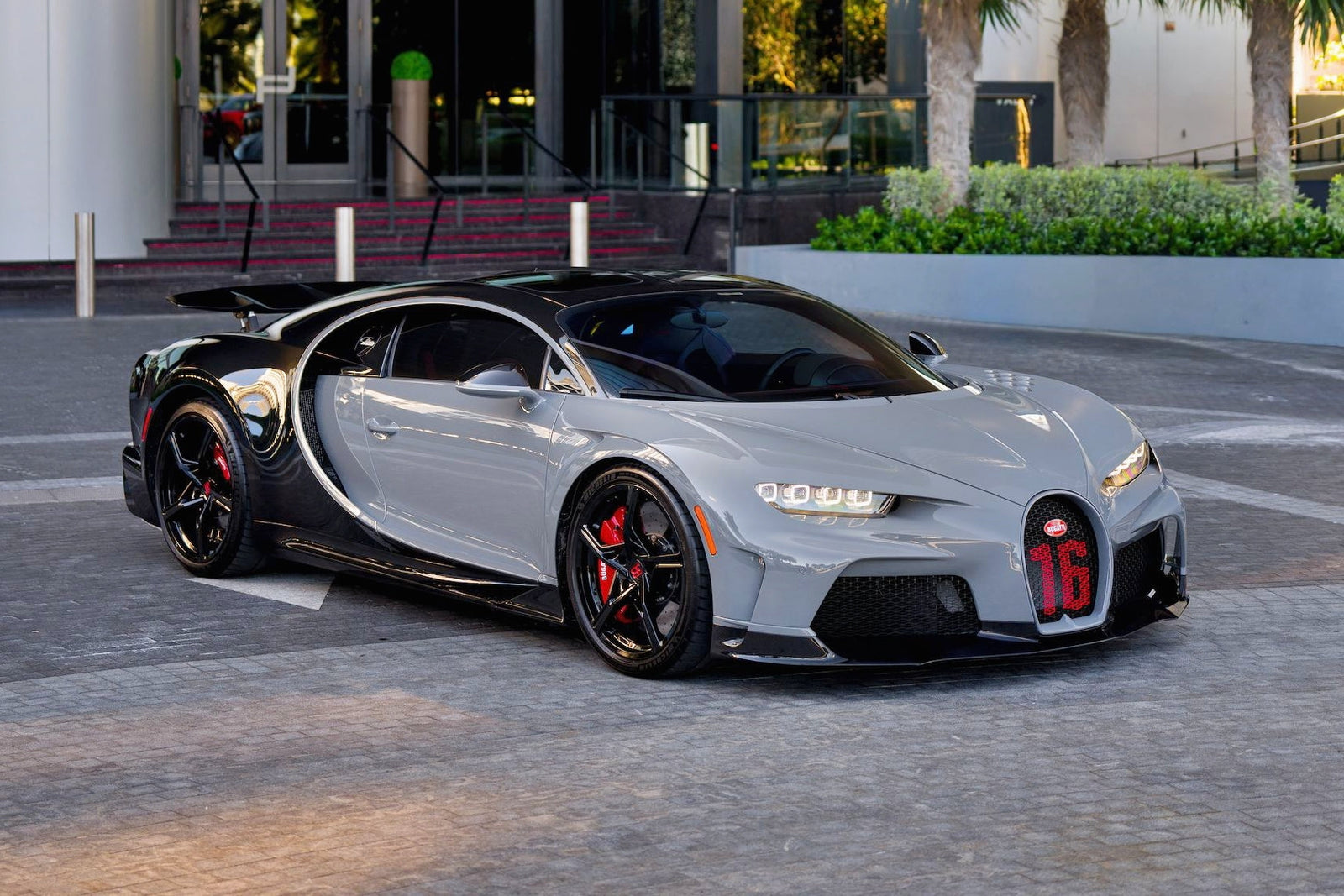 The REGISTRY Report: Selective Strength Across Hypercars, Classics, and Modern Restomods