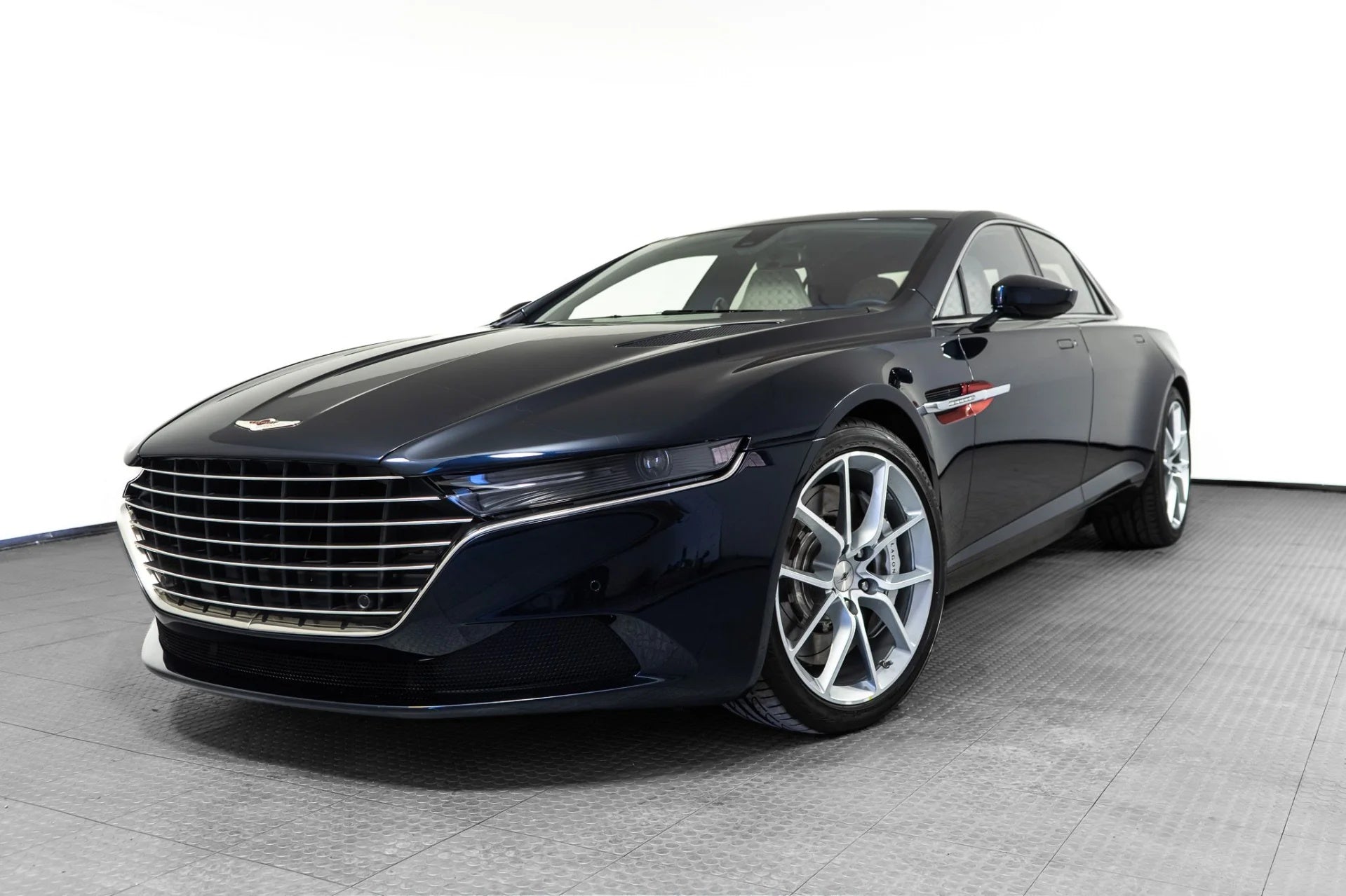 A Wild Single-Seater Aston Martin Prototype Surfaces Online