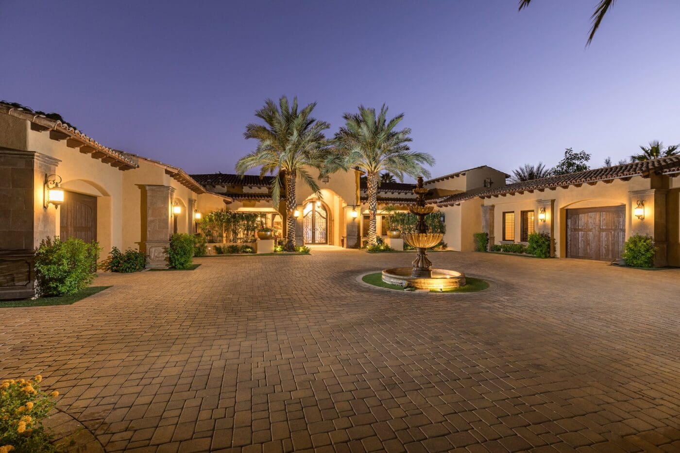 img_001_Twilight-Exterior