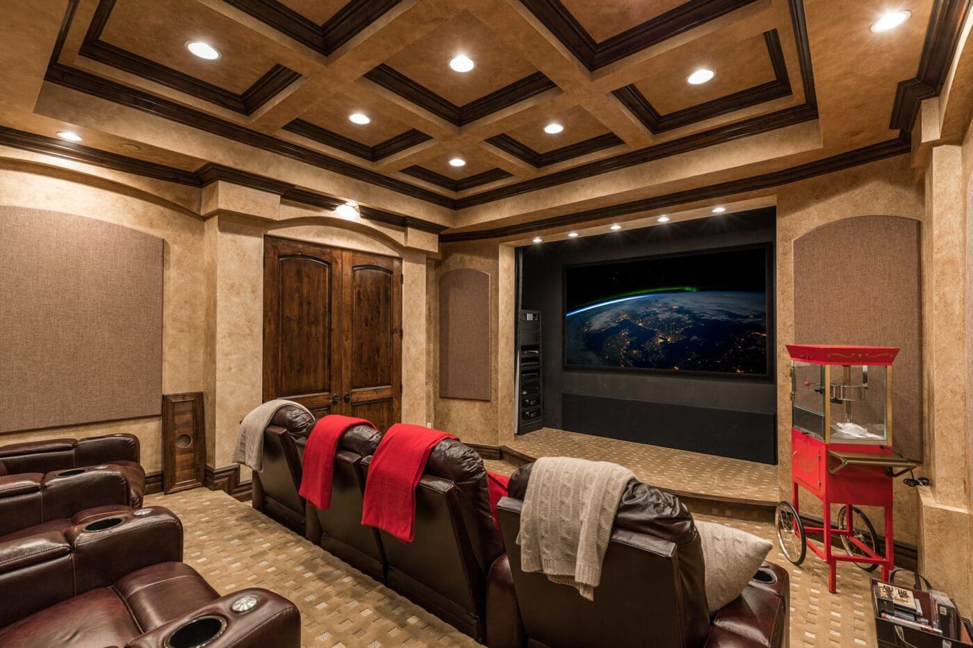 img_008_Theater-Room