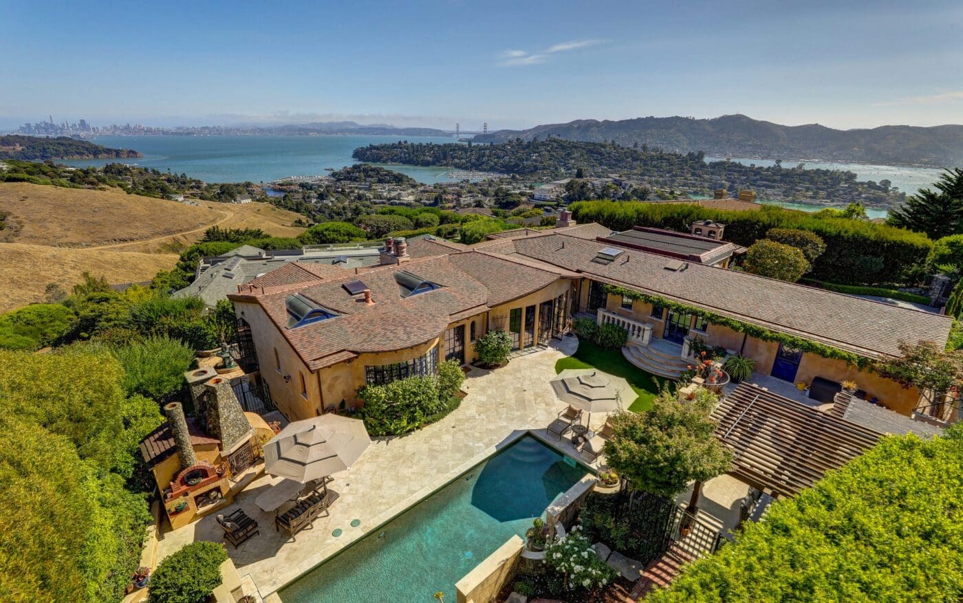 img 8Audrey 110 1200