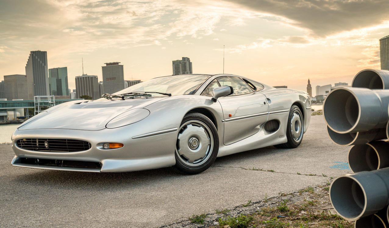 jaguar-xj220