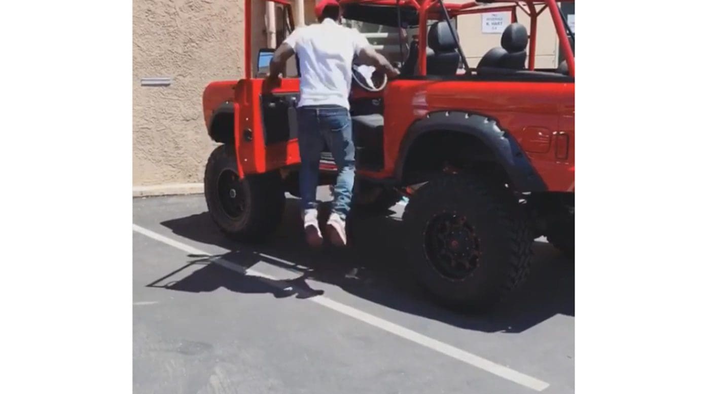 kevin_hart_bronco