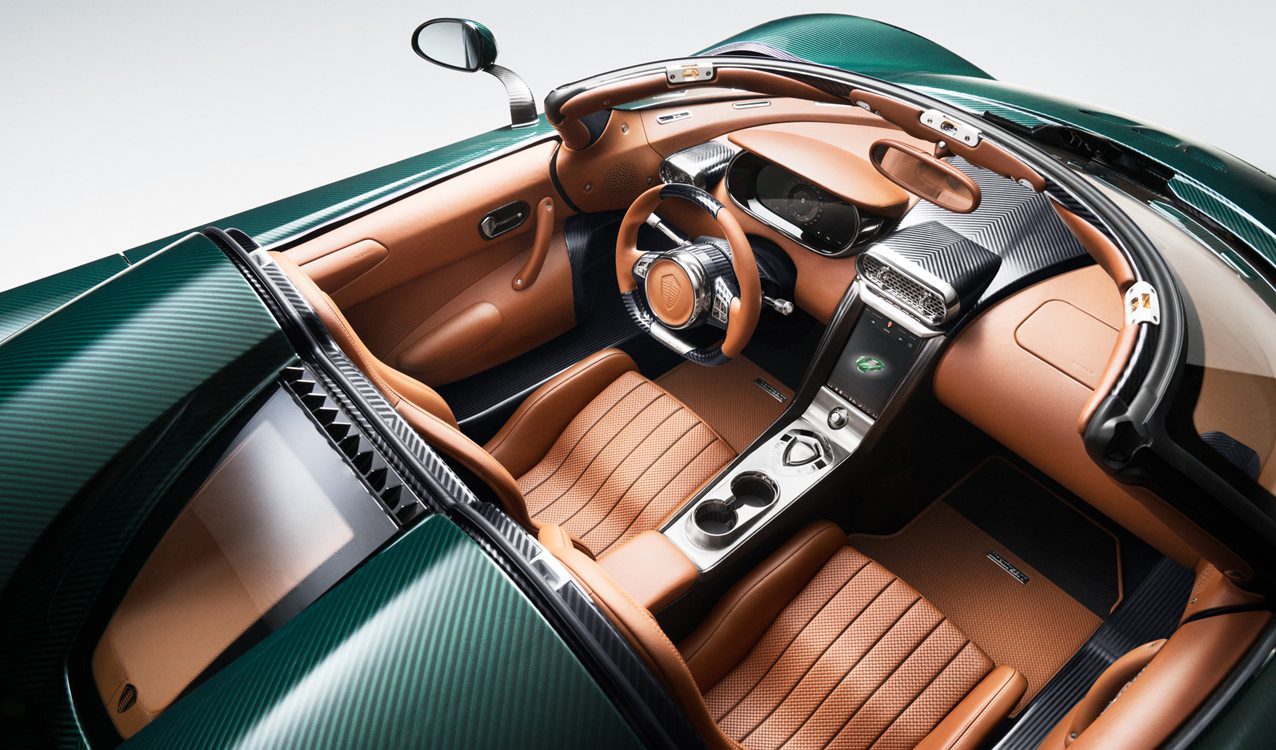 koenigsegg-interior