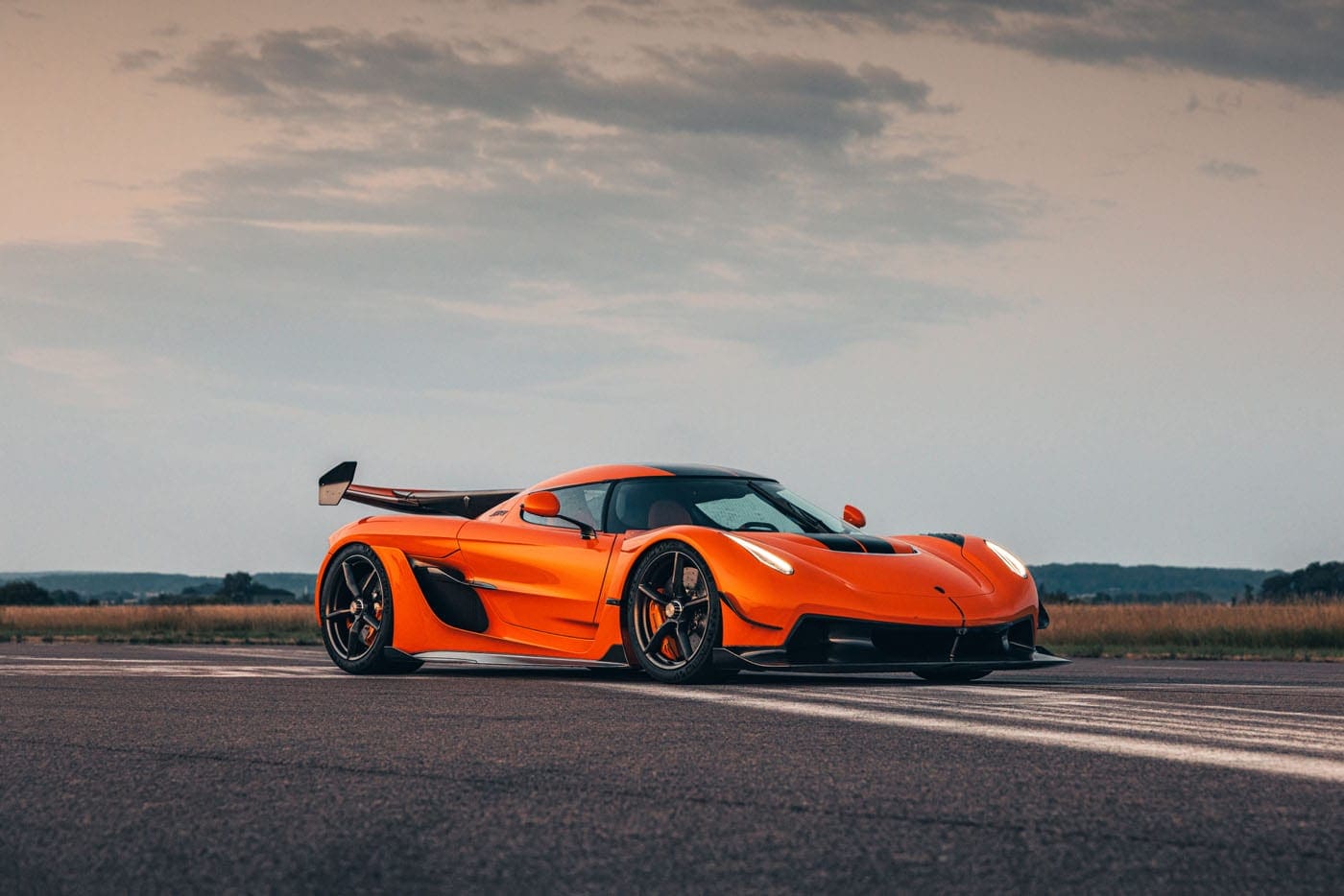 koenigsegg-jesko-1_dd2aa125-