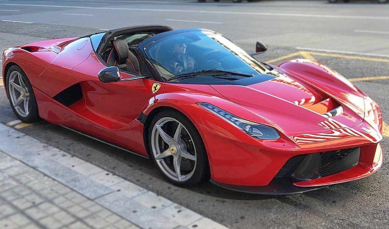 laferrari-aperta-hero