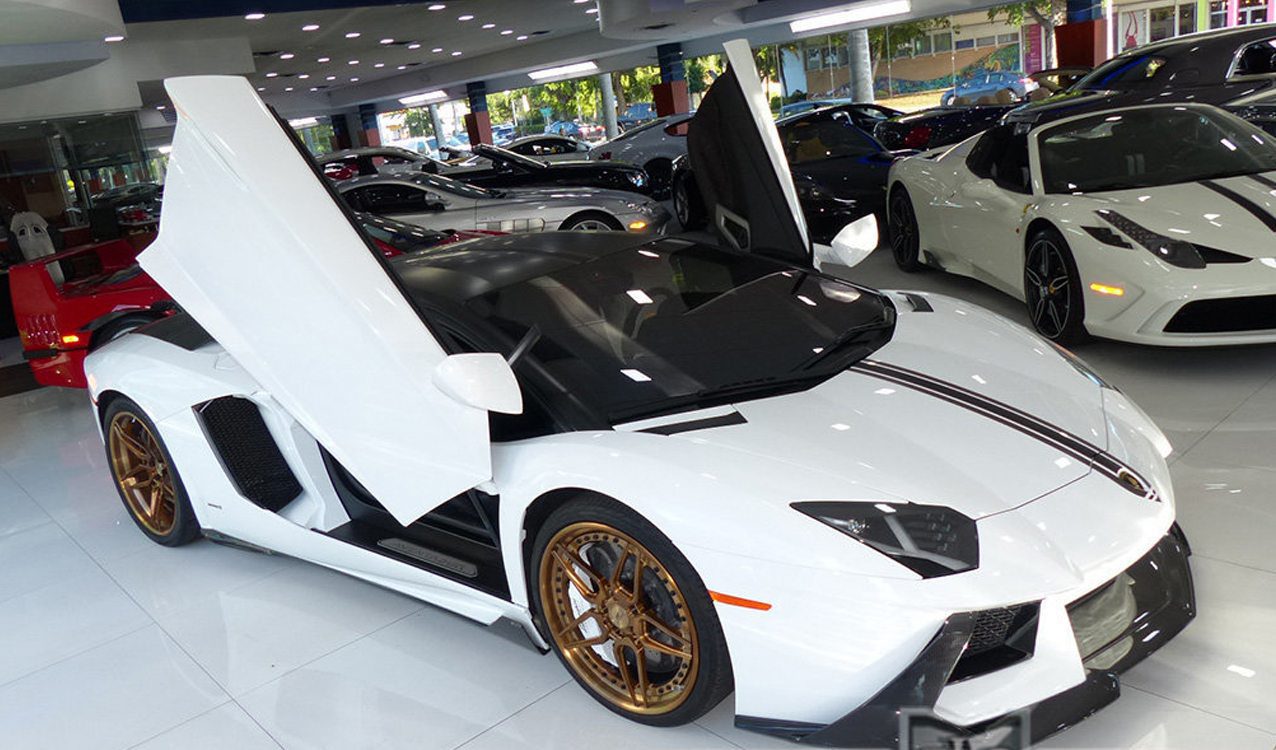 lamborghini-aventador-flcs