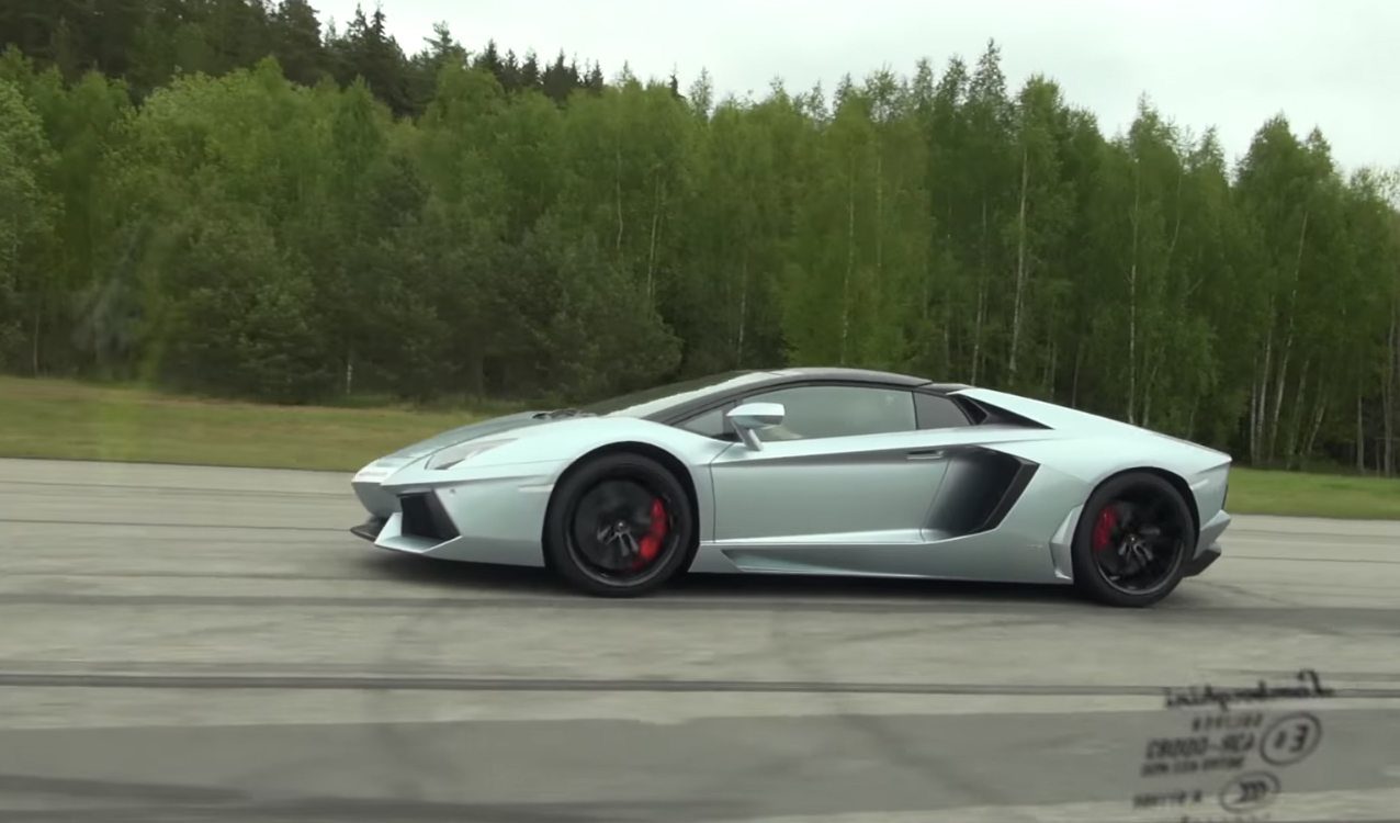 lamborghini-aventador-roadster