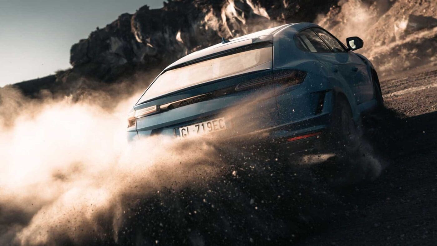 lamborghini esperienza terra taormina.jpg