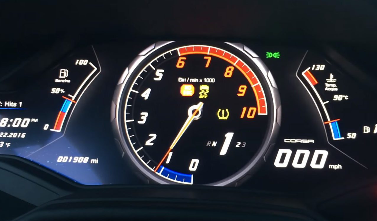 lamborghini-huracan-dash