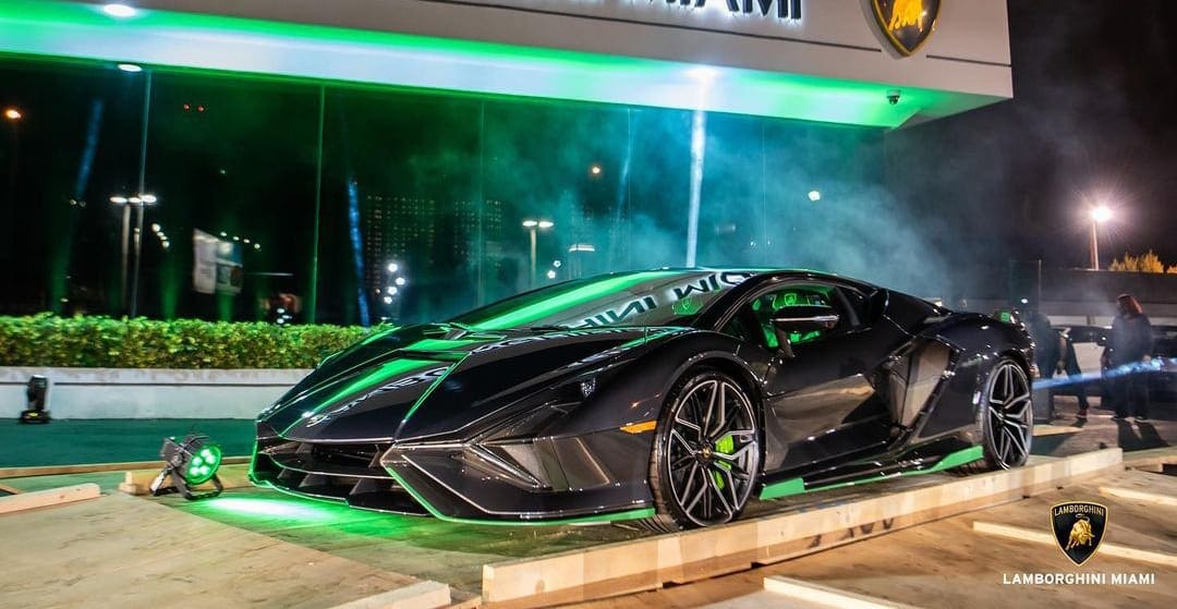 lamborghini sian main