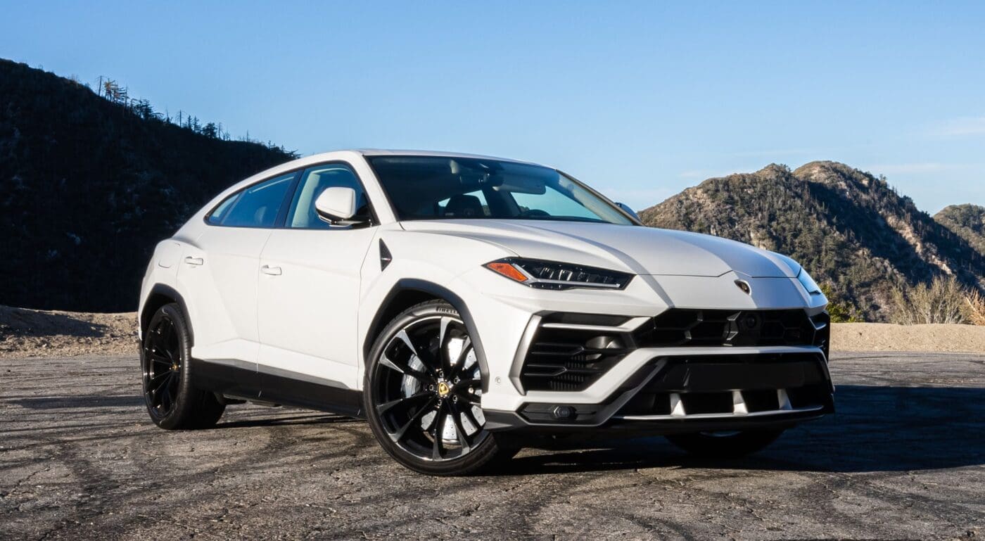 lamborghini urus main