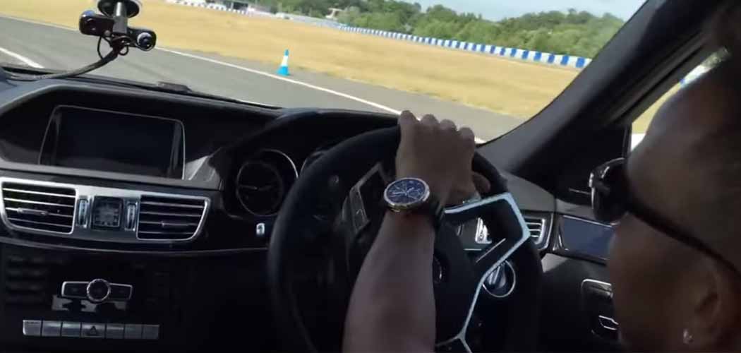 lewis-hamilton-e63-drift