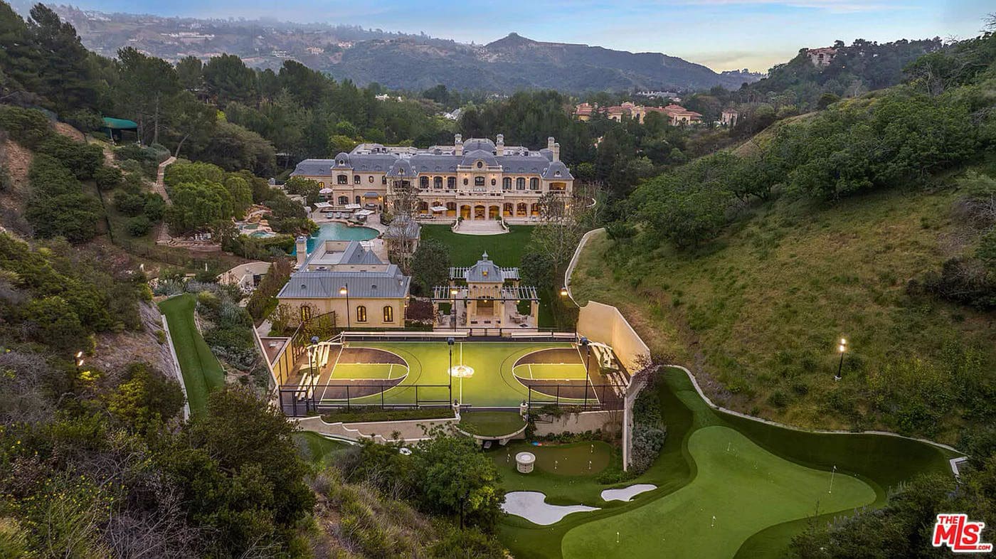 mark wahlberg mansion 1
