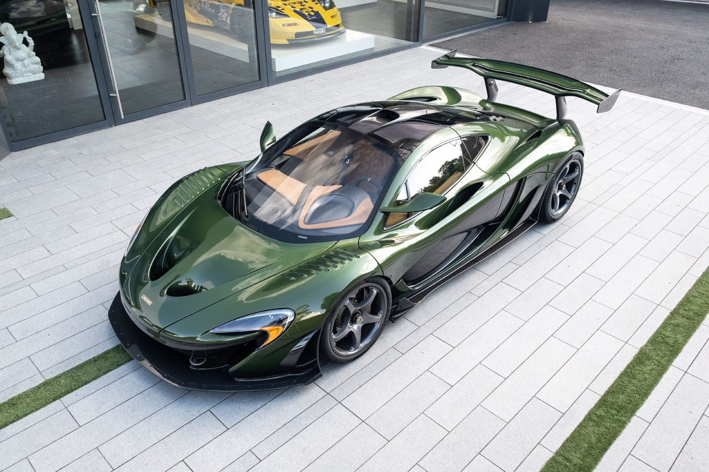 mclaren p1gtr lanzante 1
