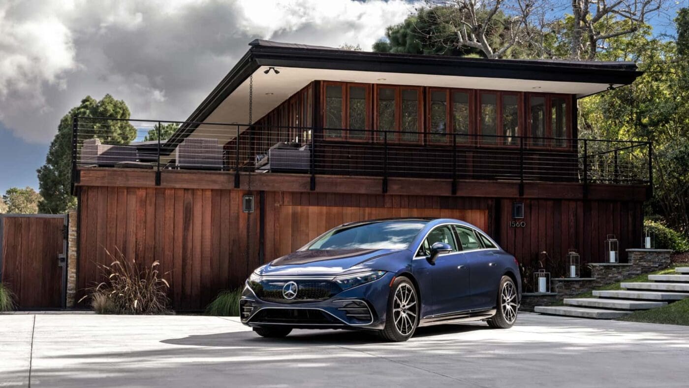 mercedes benz eqs city edition.jpg