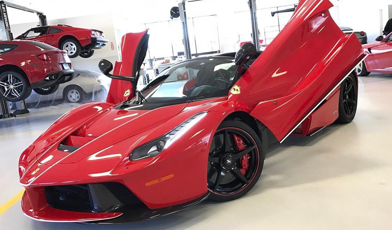 michael-fux-laferrari-aperta