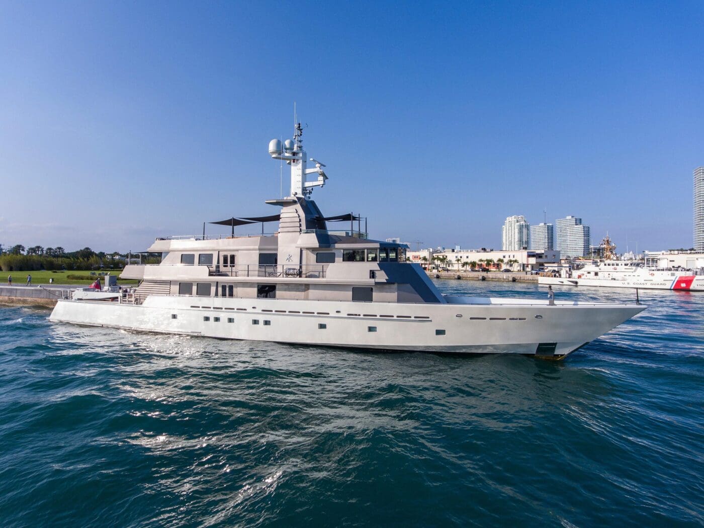 mizu yacht 3