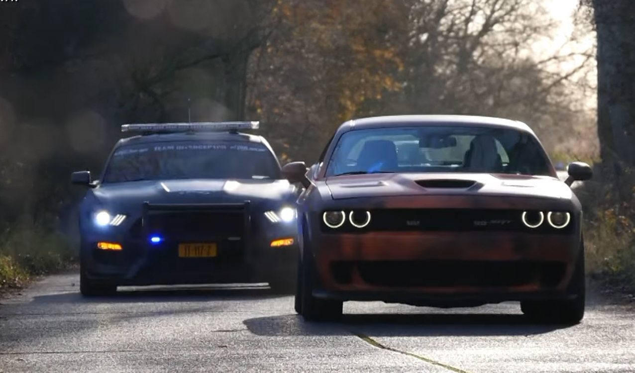 mustang-hellcat