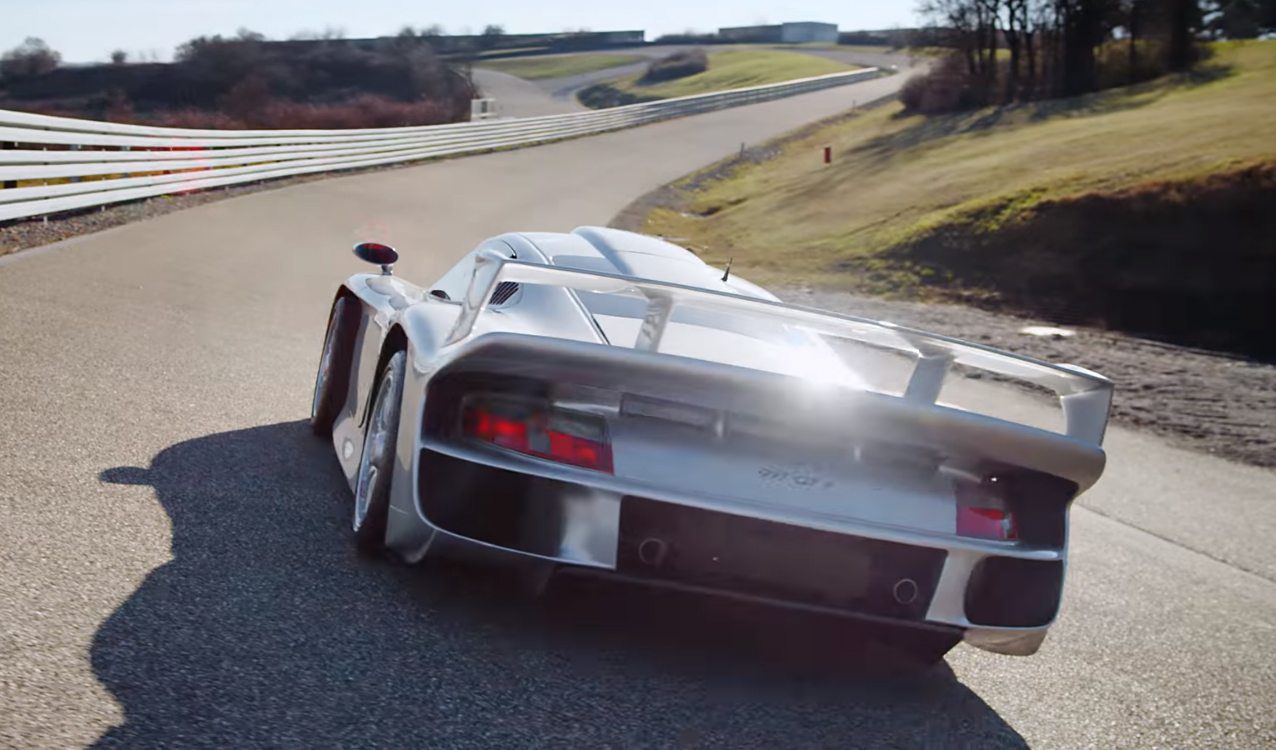 porsche-911-gt1-312017