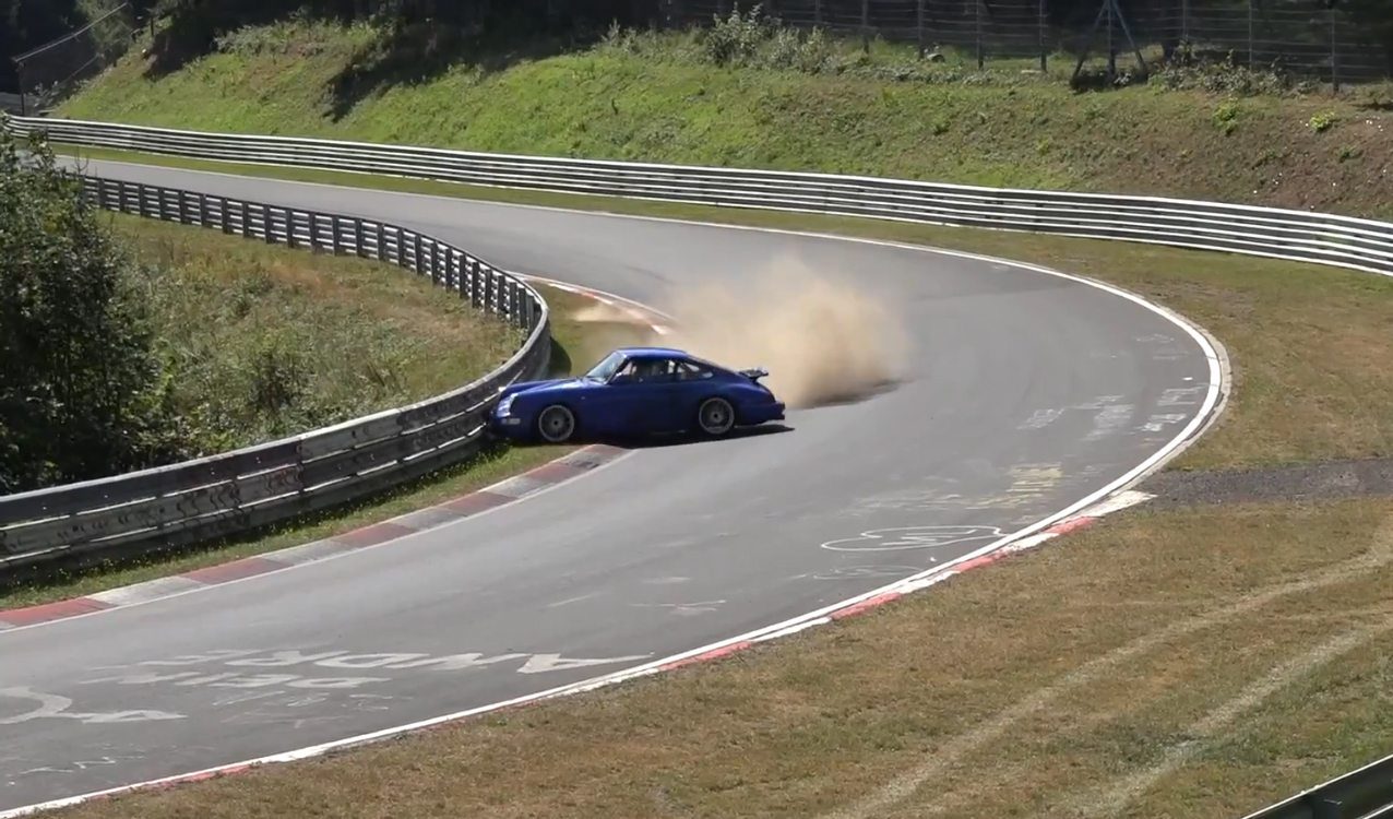 porsche-964-crash