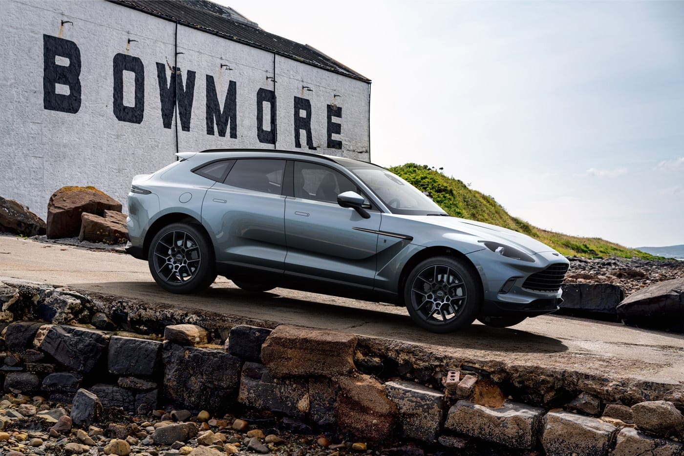 q by aston martin dbx bowmore edition1 jpg.