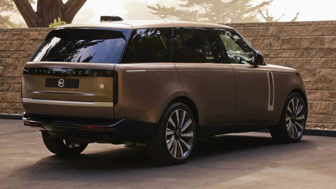 range rover sv bespoke.jpg