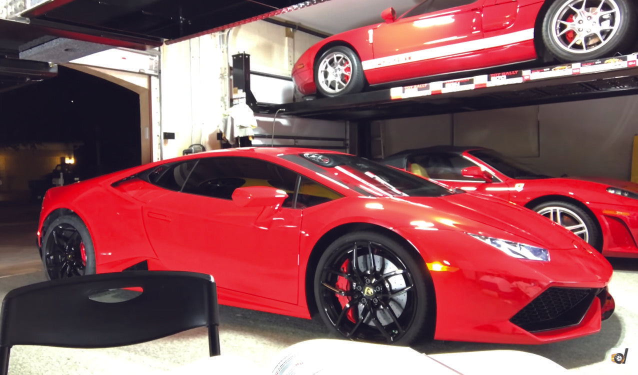 red-lamborghini-huracan