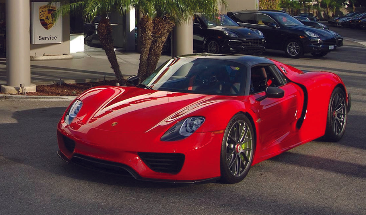 red-porsche-918-spyder