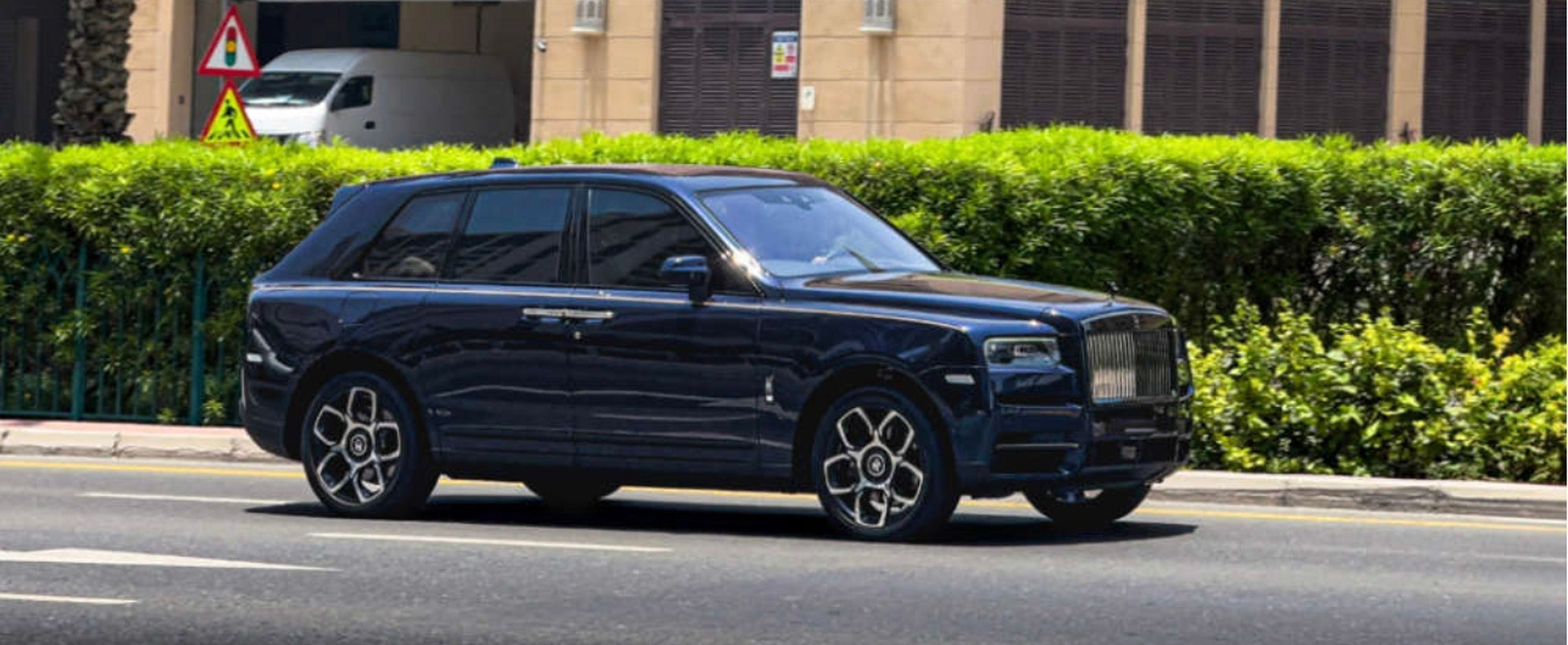 The Best Exotic and Luxury Cars to Rent in Dubai in 2026