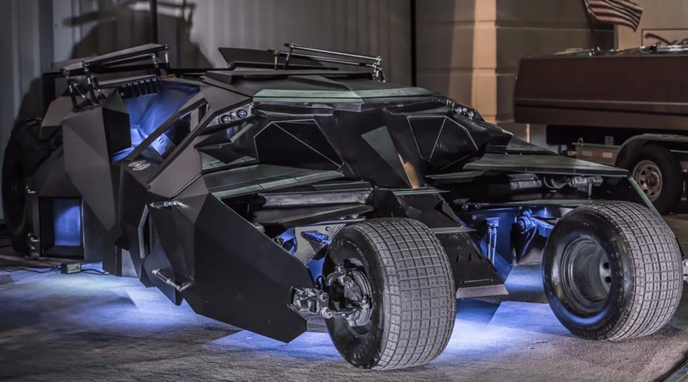 replica_tumbler_batmobile (1)