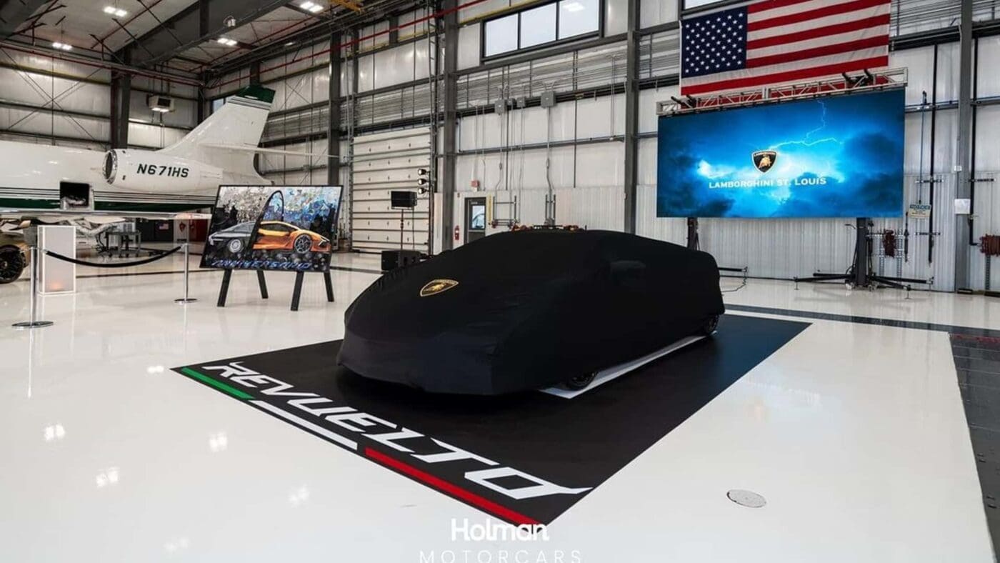 revuelto unveiling st. louis.jpg