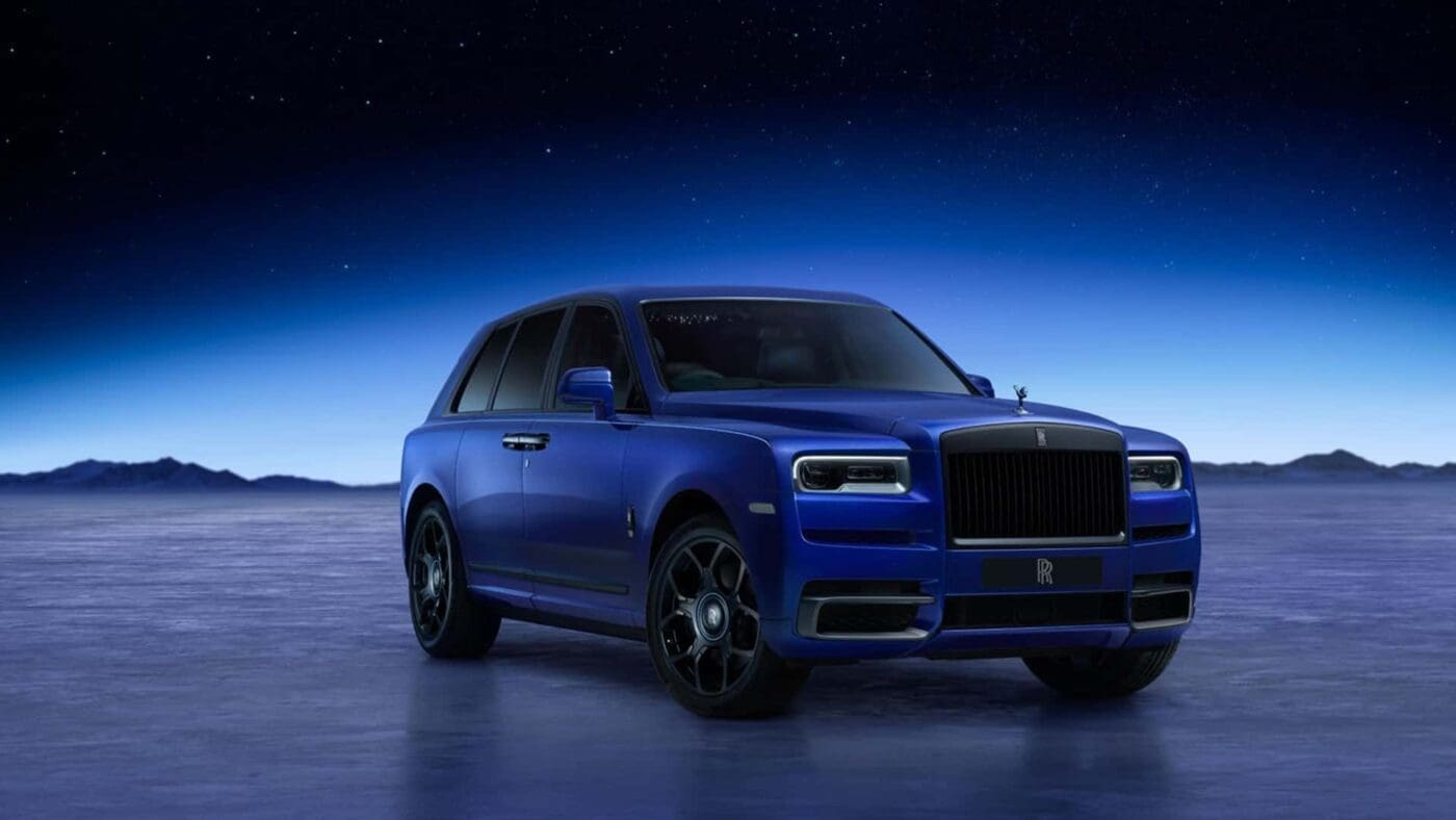 rolls royce black badge cullinan blue shadow.jpg