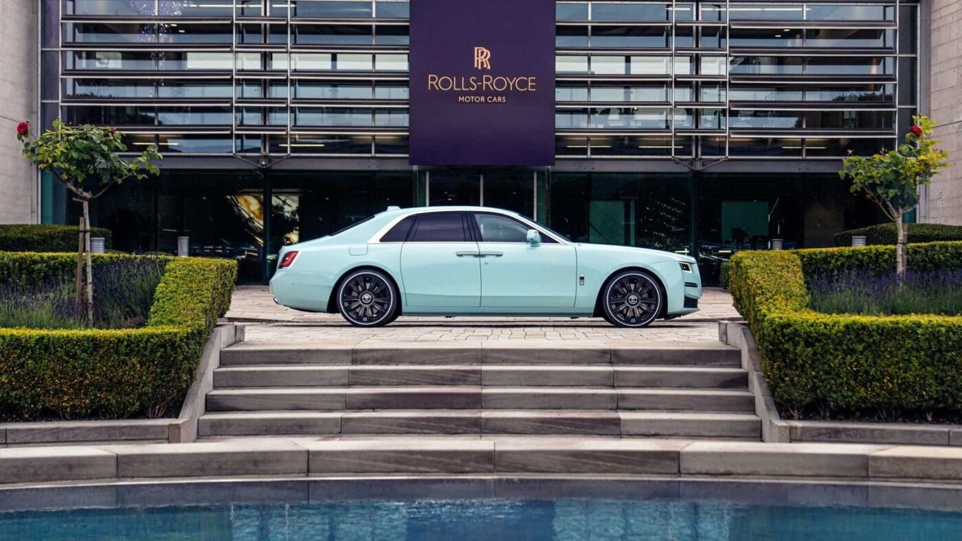 rolls royce salon prive.jpg