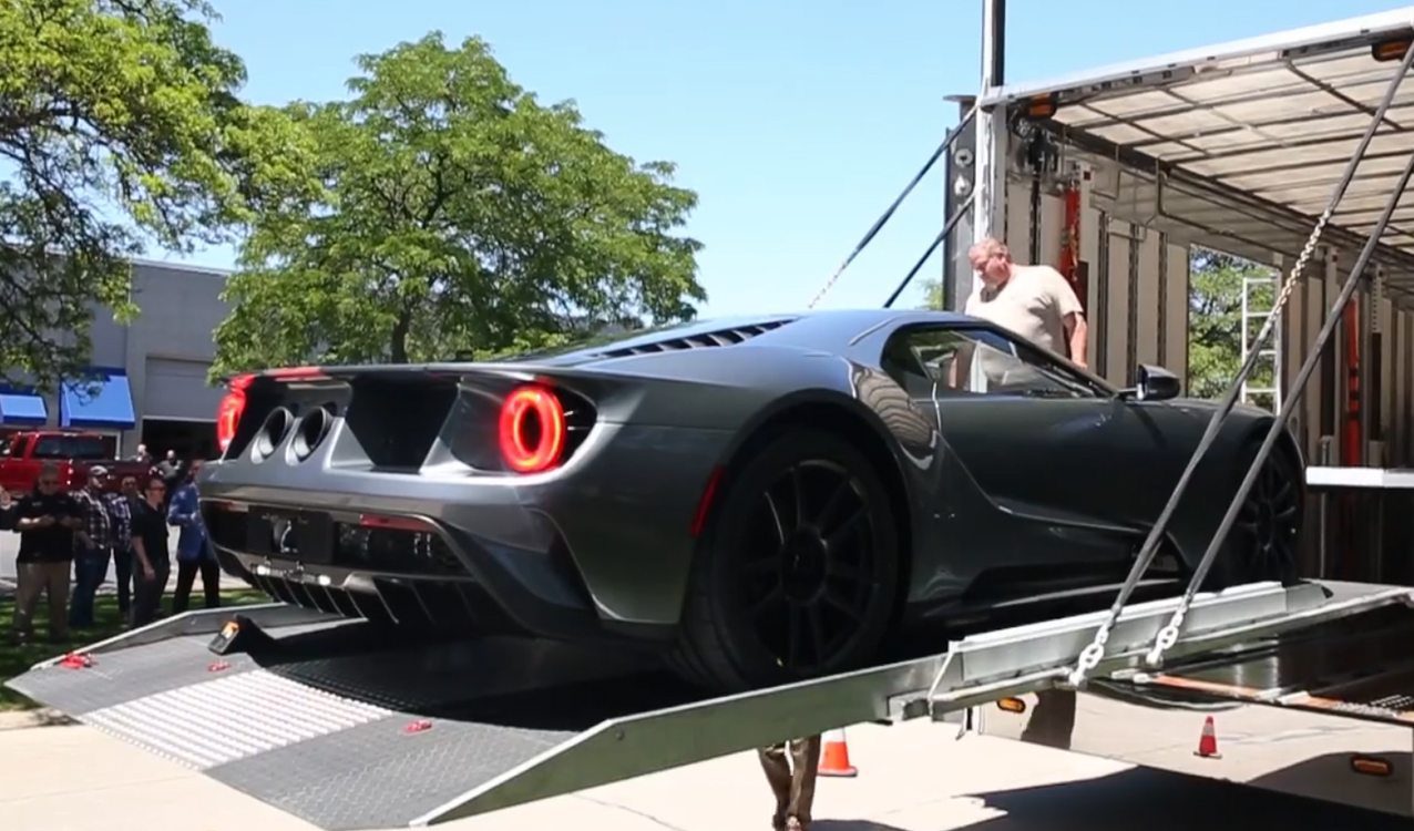 Watch Jack Roush Take Delivery of His New Ford GT – duPont REGISTRY News