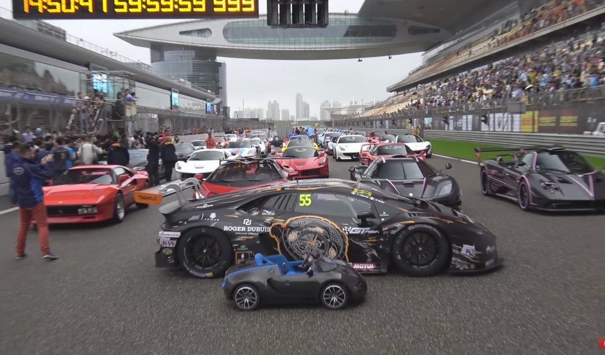 Lamborghini Veneno and More in Possibly World's Largest Hypercar Meet ...