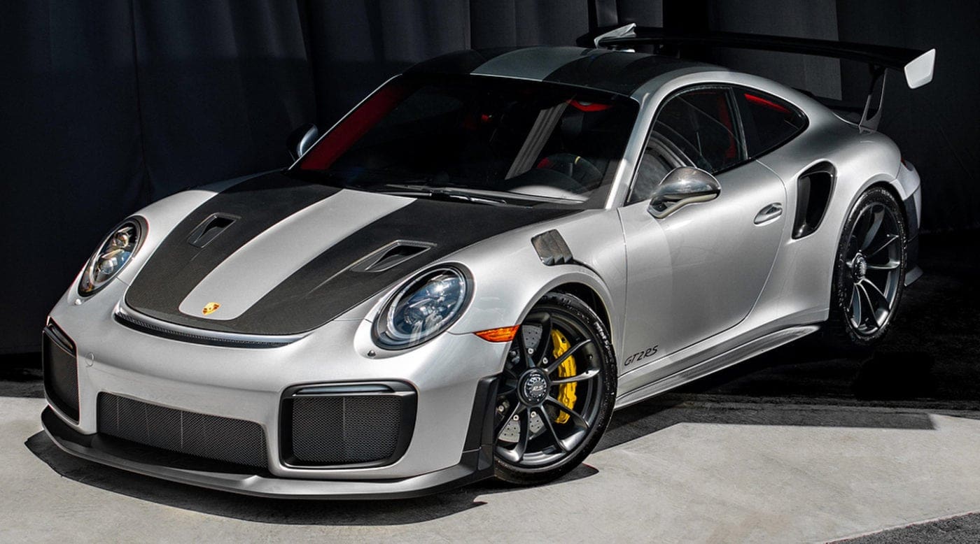 silver_black_911_gt2_rs