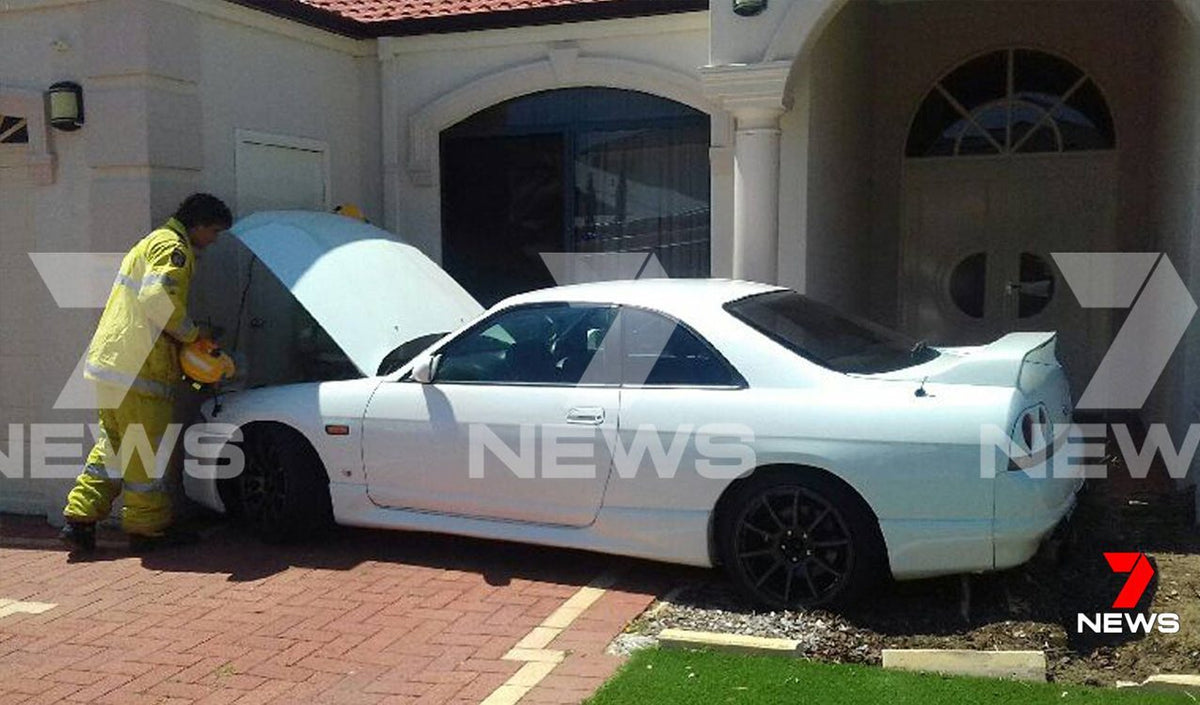 Crashed R33 Japanese Teen Buys Nissan Skyline R33, Crashes it an Hour Later – duPont ...