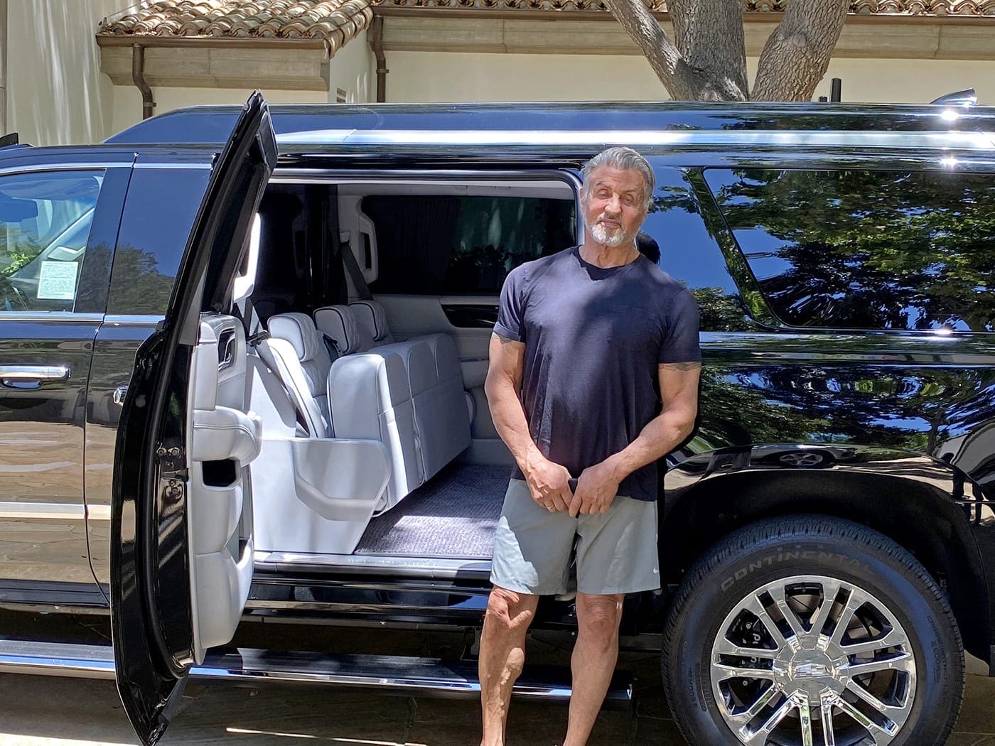 stallone-escalade (2)